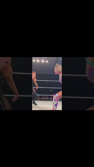 Ray Lyn Delivers A Crazy Cutter On Becca 😲