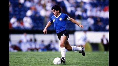 Diego Maradona Top 50 Amazing Skill Moves Ever | Is this guy the best in history? D10S