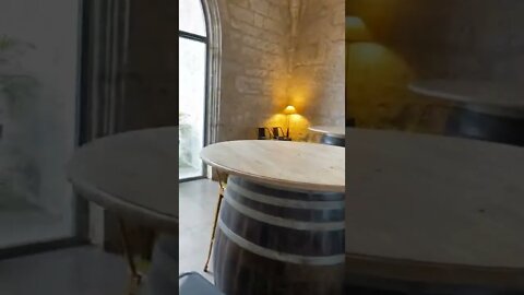 Como é um Hotel antigo na França! #curiosidades #hotels #shorts