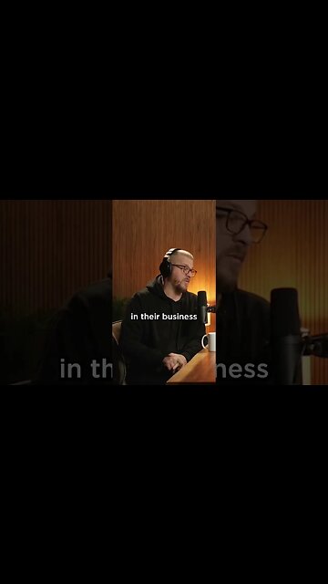 The BIGGEST Problem With Wedding Filmmakers!!!! (REVEALED) #shorts