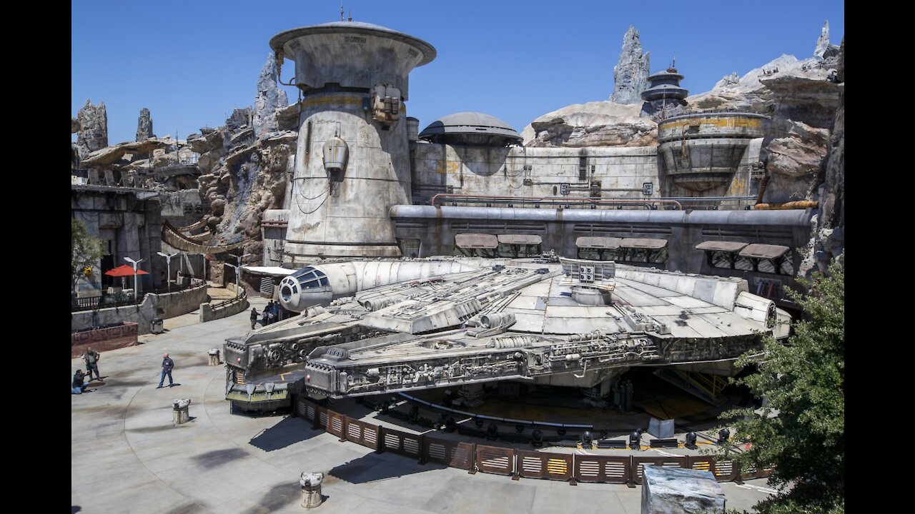 DSA- Disney’s Hollywood Studios: Galaxy’s Edge