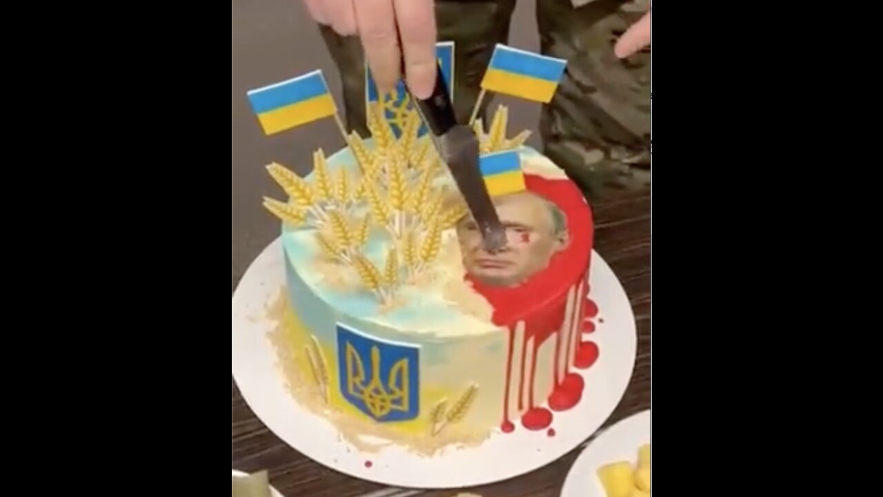 Ukrainian "Bloody Pastor" Turchinov Celebrates Birthday By Poking Knife At Cake With Putin's Face