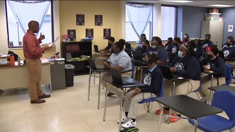 Milwaukee school aims to achieve 40% teachers of color