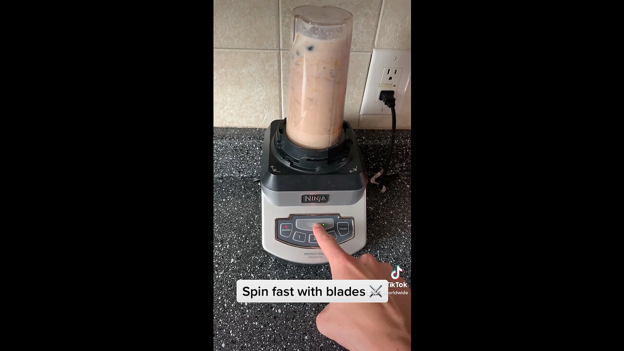 Easy to make 🔥 smoothie #quick #healthy