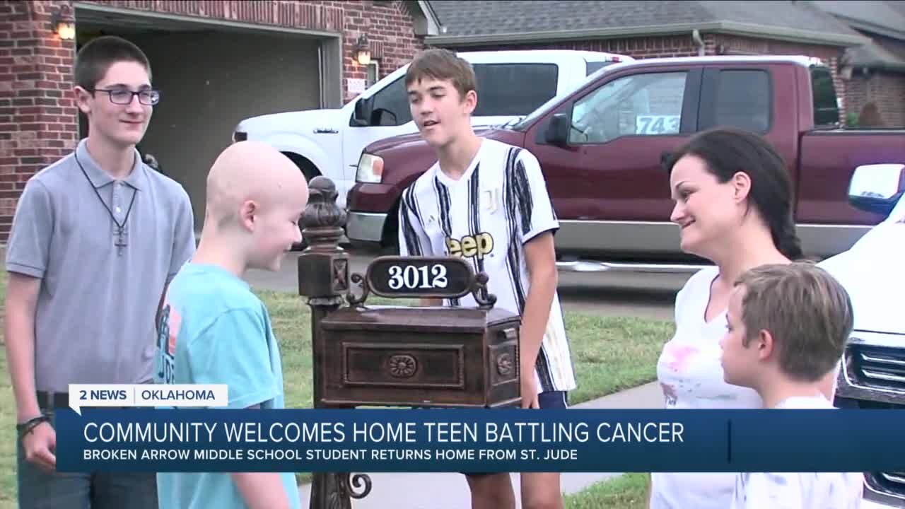 Community Welcomes Home Teen Battling Cancer