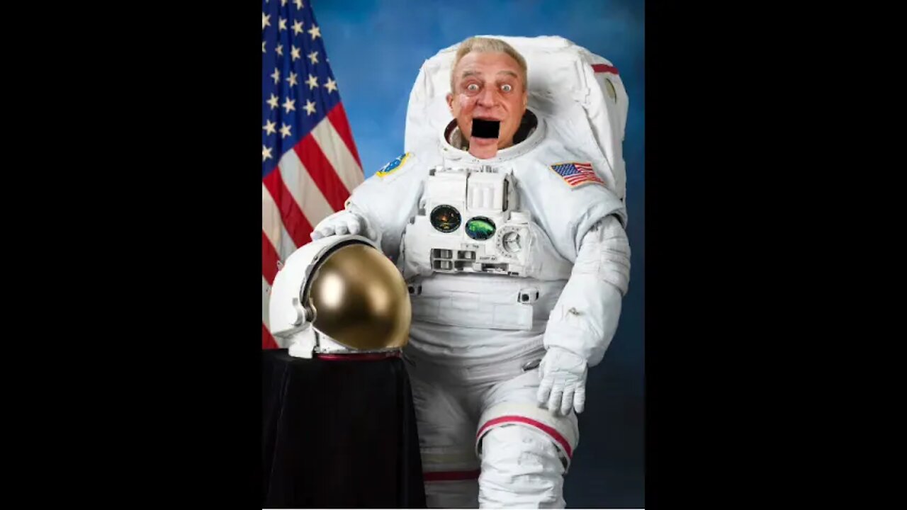 Rodney Dangerfield as an astronaut