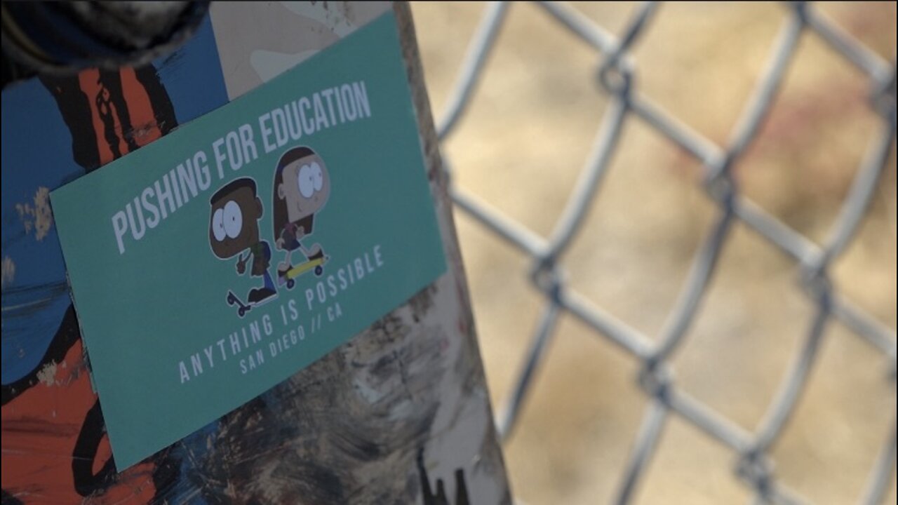 San Diego man teaching skateboarding to students