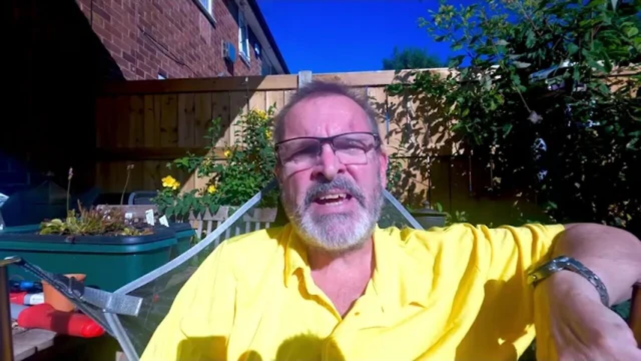Saturday vlogg, heads sets, contrails, alex belfield is innocent, his followers etc.