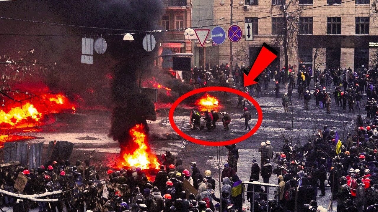 Russian People Are On The Streets In Moscow! Russian Protester Set Himself On Fire!