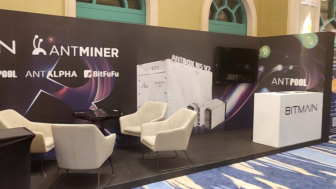 Bitmain Mining Summit Dubai 2021 - Checking out the Booths, Sponsors, Vendors