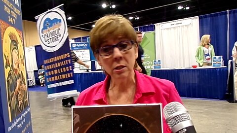 Author and Artist Nellie Edwards at the 2017 Catholic Marketing Network