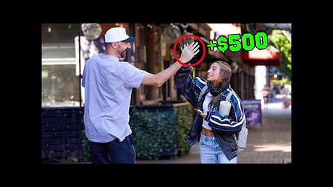 Giving Strangers 500 High Fives