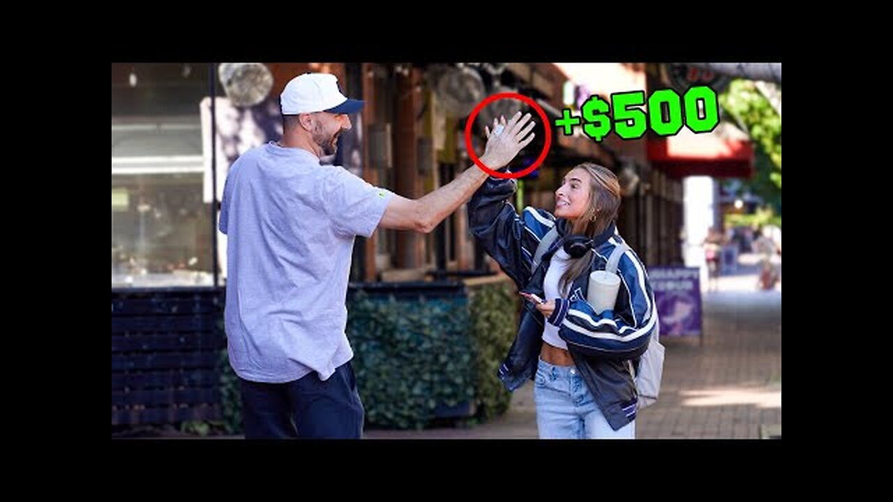 Giving Strangers 500 High Fives
