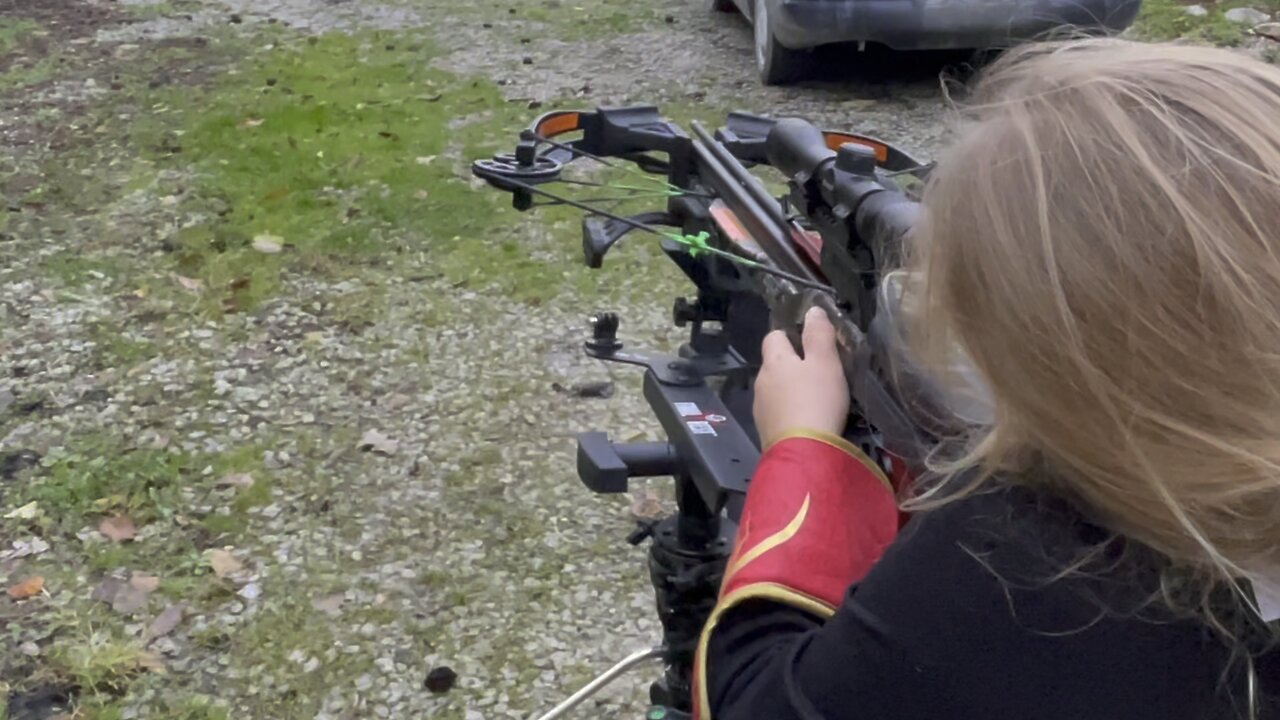 Crossbow ninja hunting practice shot