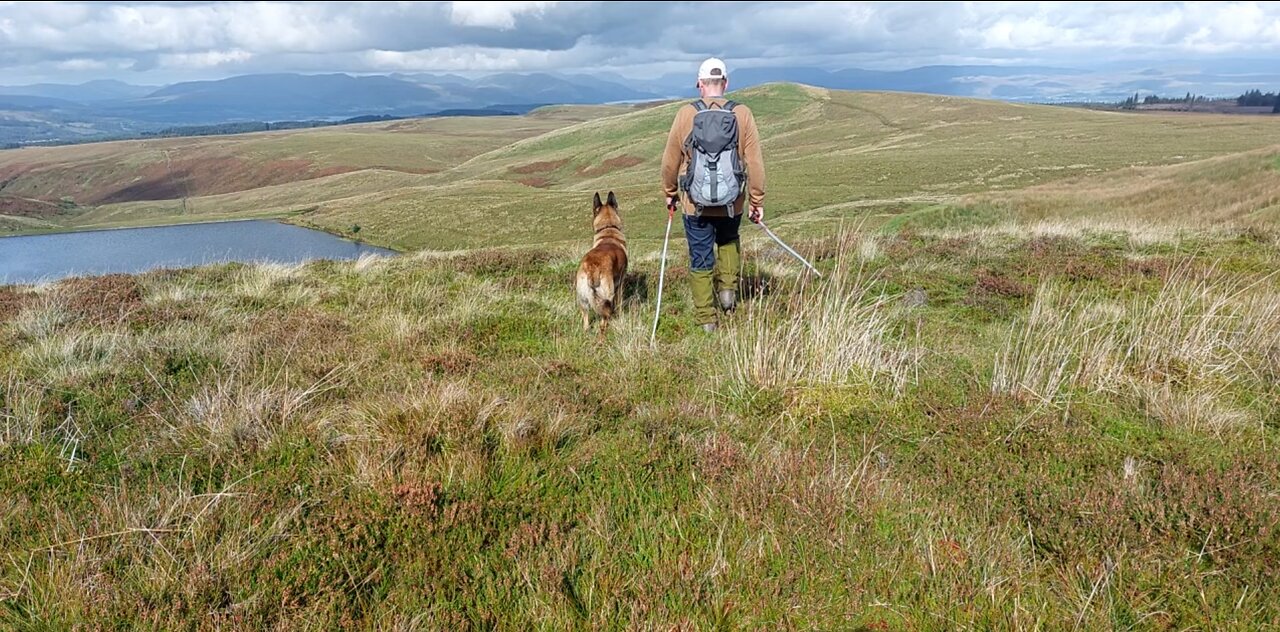 Belgian Malinois In Scotland - Darnycaip And The Black Linn Loch Hike