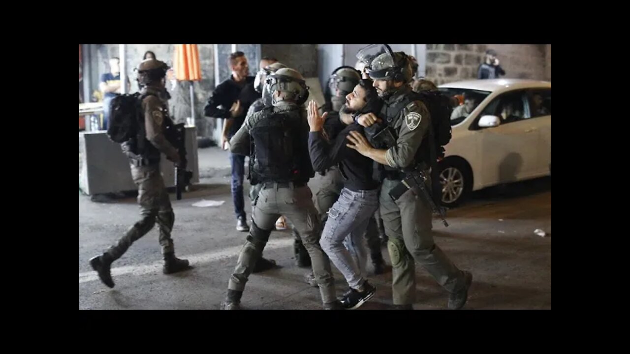 Zionst Mobs Attack Palestinians