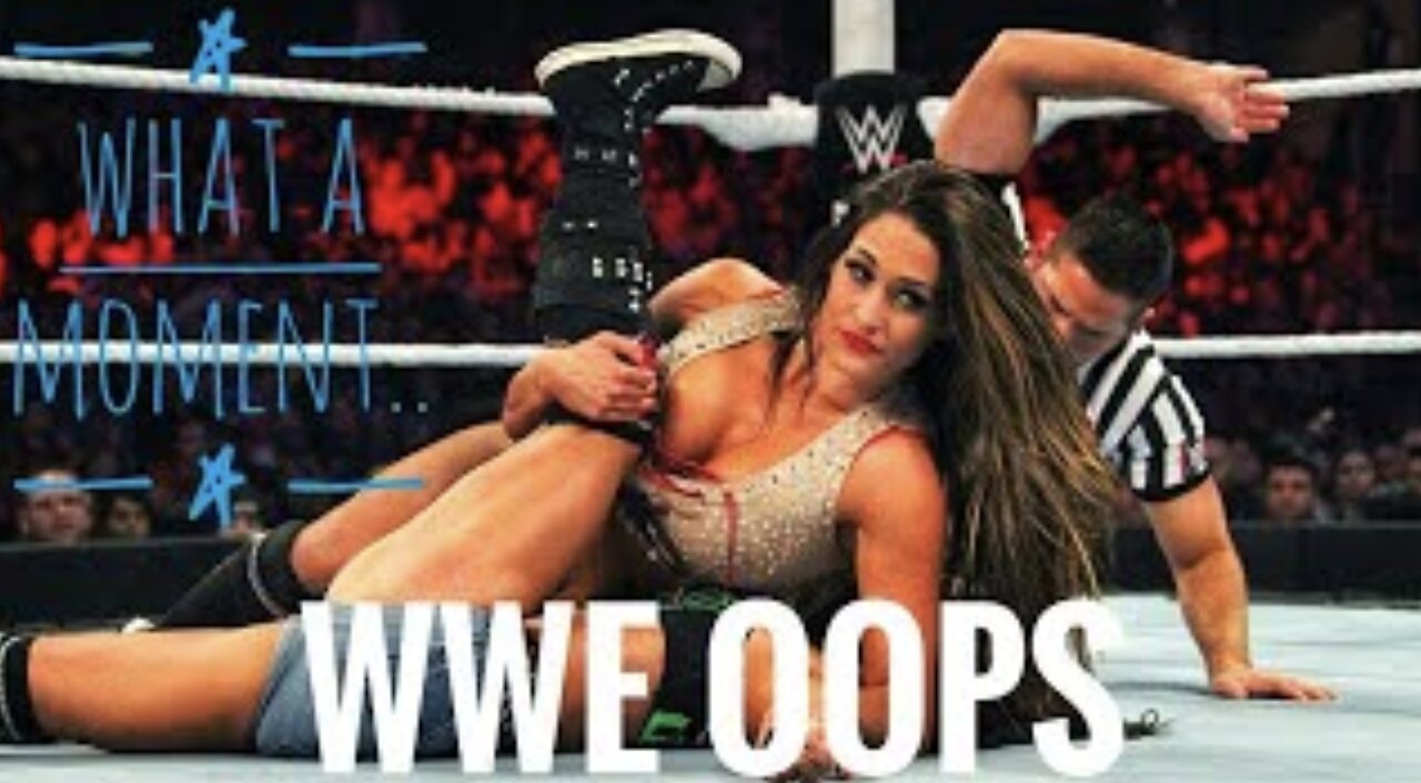 WWE Women Wrestler HOT Moments