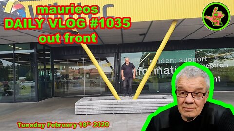 maurieos DAILY VLOG #1035 out front