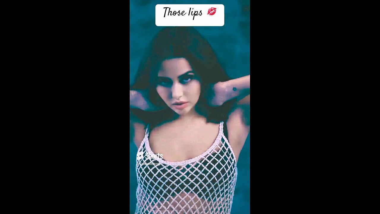 Sexy alluring eyes