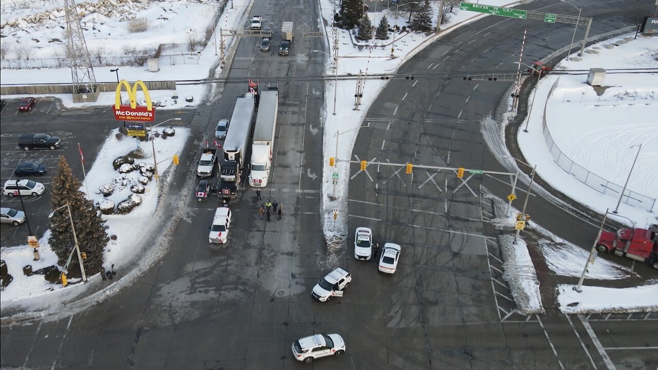 Canada Freedom Convoy Shuts Down Ambassador Bridge Traffic in Windsor