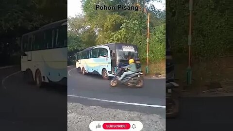 Bus Merdeka Menanjak