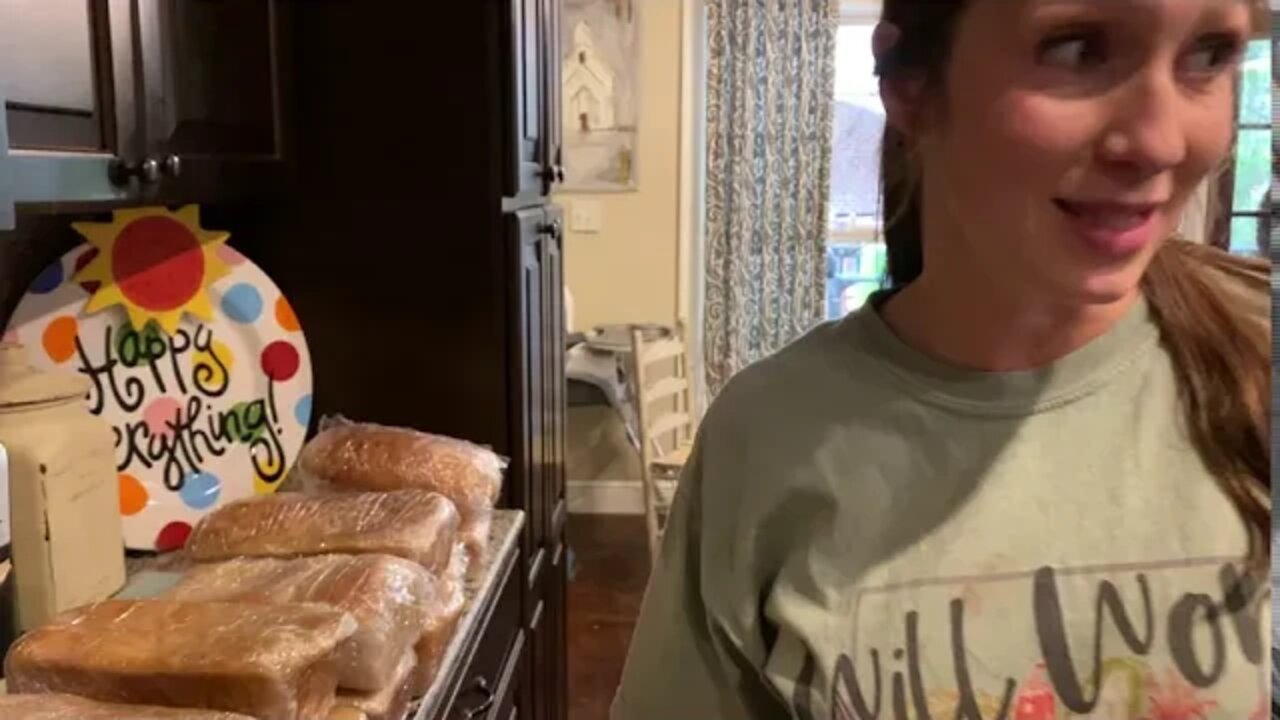 Beefy Bacon?? Wha... Bodacious Bread! - The Mac's