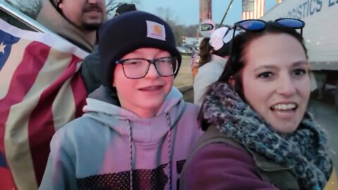 Peoples Convoy takes a few notes from Canada Truckers after aggressive Journalist steps up