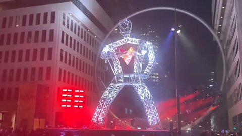 3 Giants Epic Show