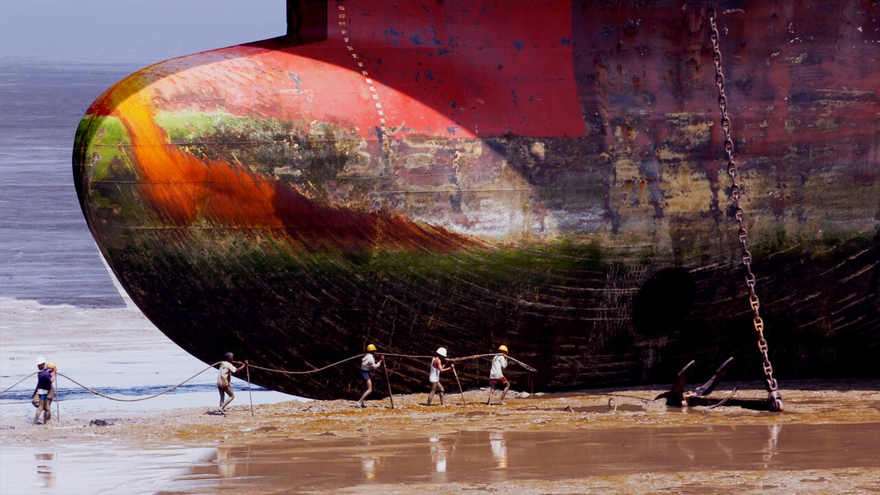 O fim da vida e Onde os Navios Gigantes Vão para Morrer