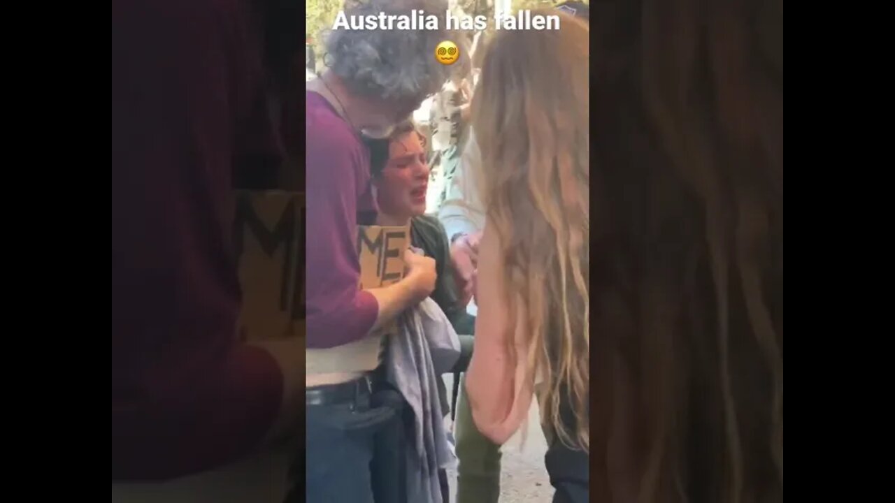 Australia protests are being crushed by the police pepper spraying children 😵‍💫😵‍💫