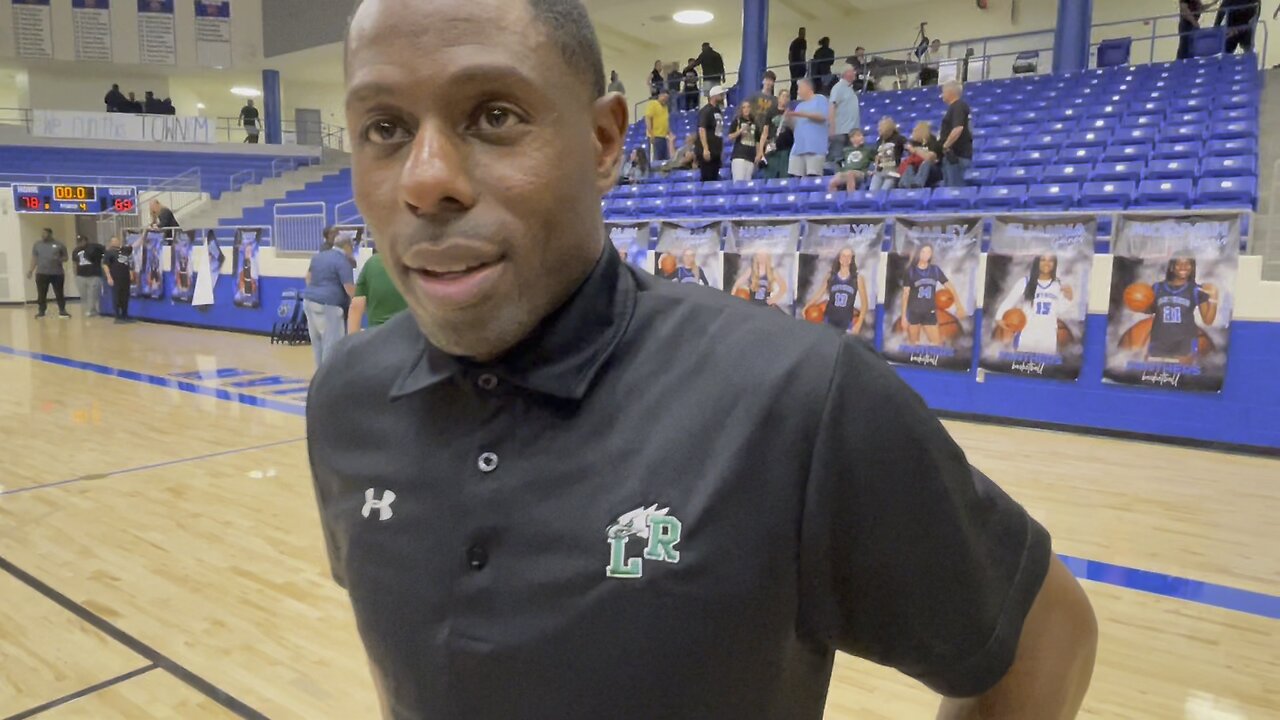 Lake Ridge bball coach Cornelius Mitchell vs Hachie 2-26-24