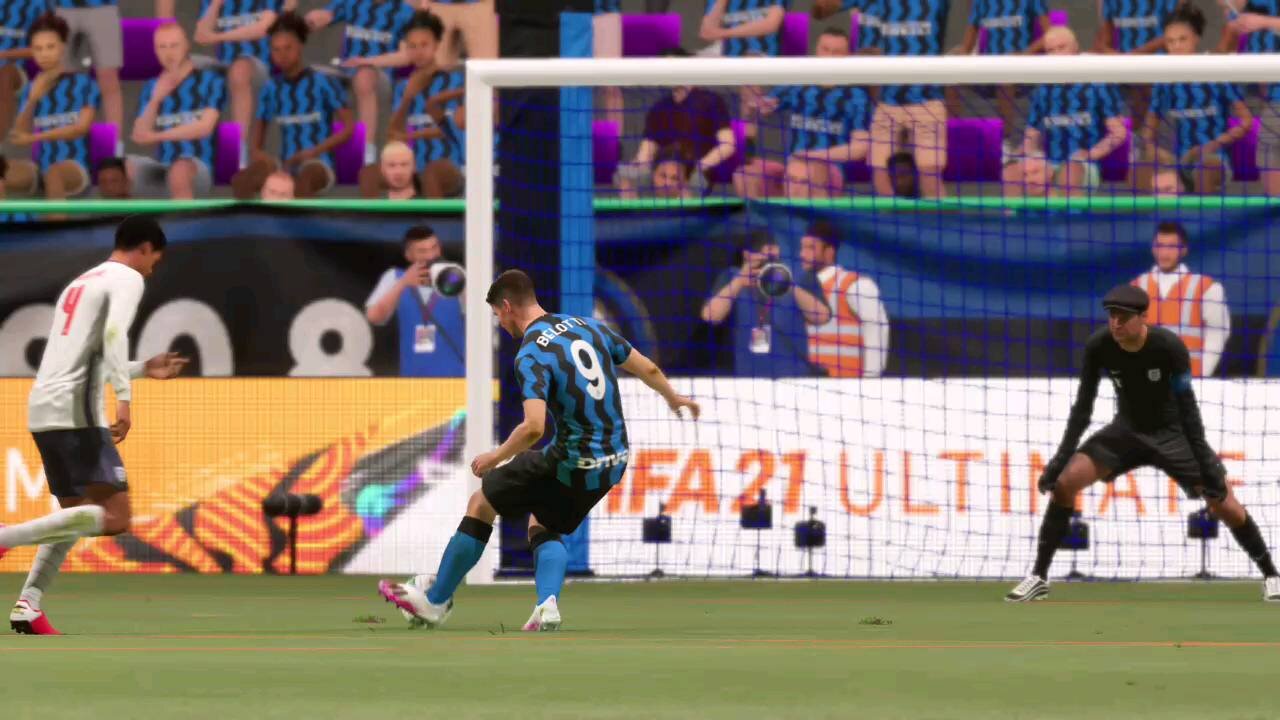 Fifa21 FUT Squad Battles - Andrea Belotti finesse goal