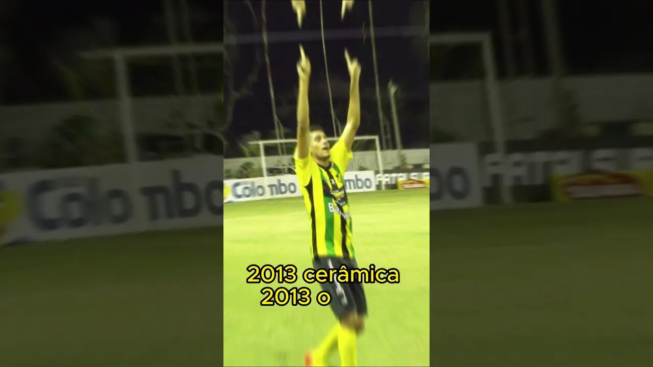 Carreira do Tiquinho Soares em menos de 1 minuto