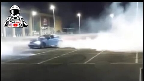 AGGY BMW 135i SMOKING TYRES