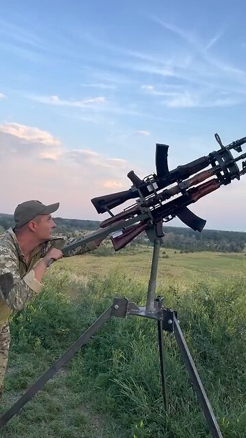 Ukraine created a anti aircraft gun from 6 Ak-74’s