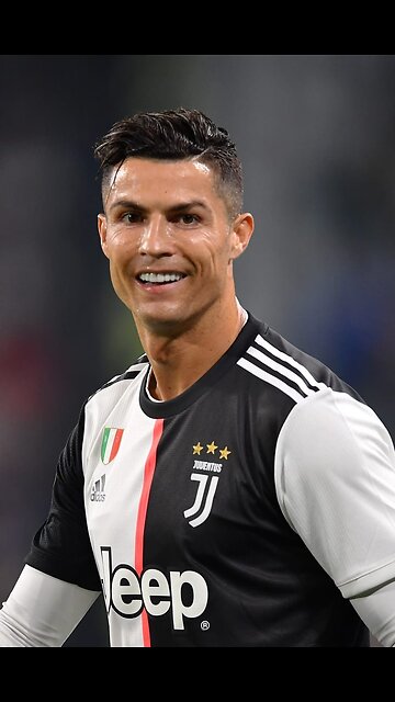 Ronaldo CR7 Dance #Ronaldo #Messi #Mbappe #football