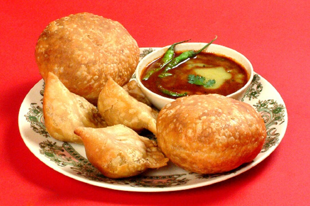 Kachori Recipe - kachori kaise banate hain - By Chef Mariam