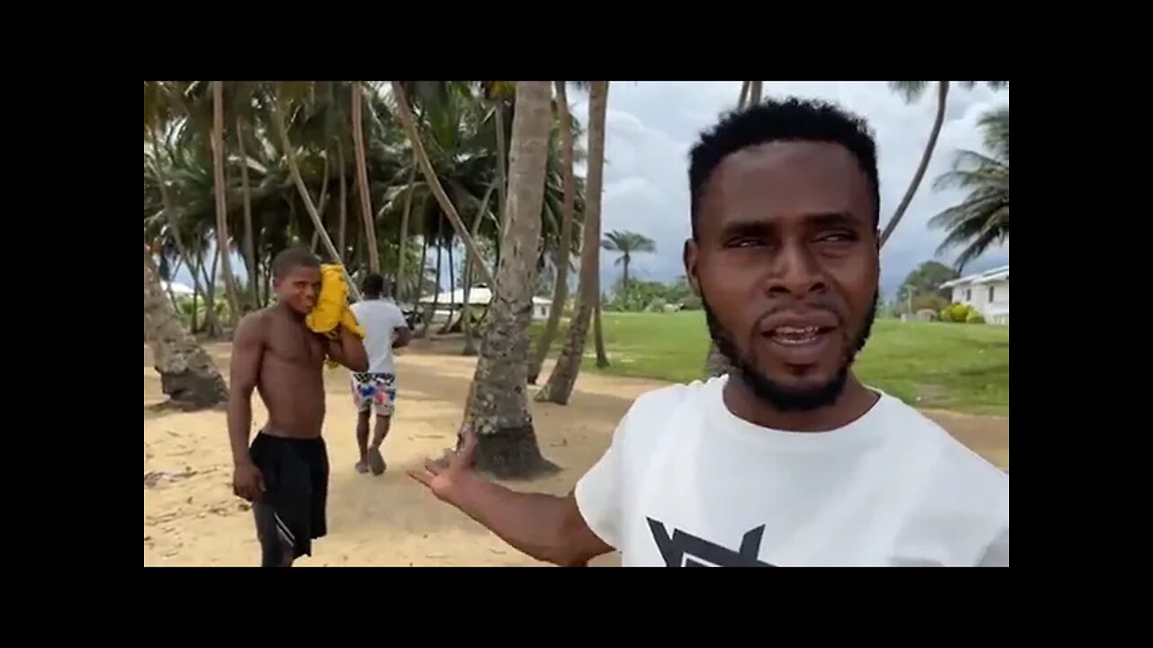 Welcome to Grand Cess Beach, a pebble-free, accessible, endless and lush-sloping, brown-sandy beach.