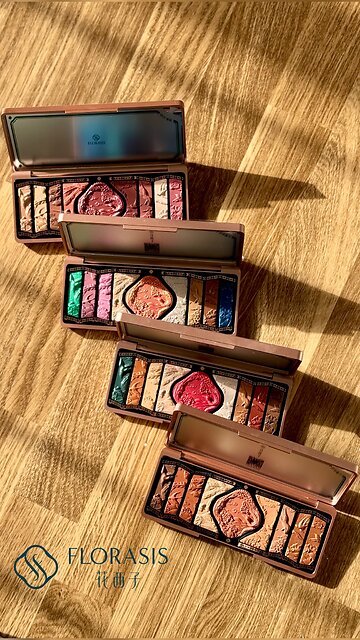 Florasis Floral Engraving Phoenix Makeup Palette
