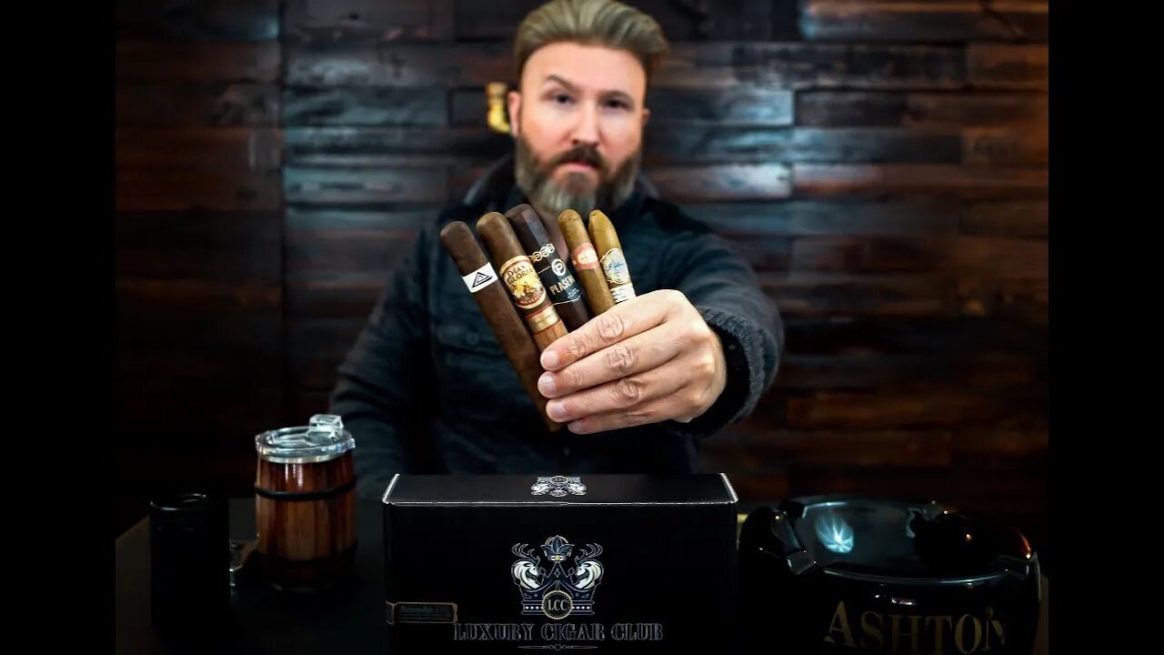 LUXURY CIGAR CLUB