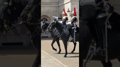 CHANGING OF THE GUARDS 12/6/22 #horseguardsparade