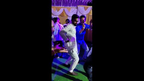 dj in Friends marriage 🤣🤣