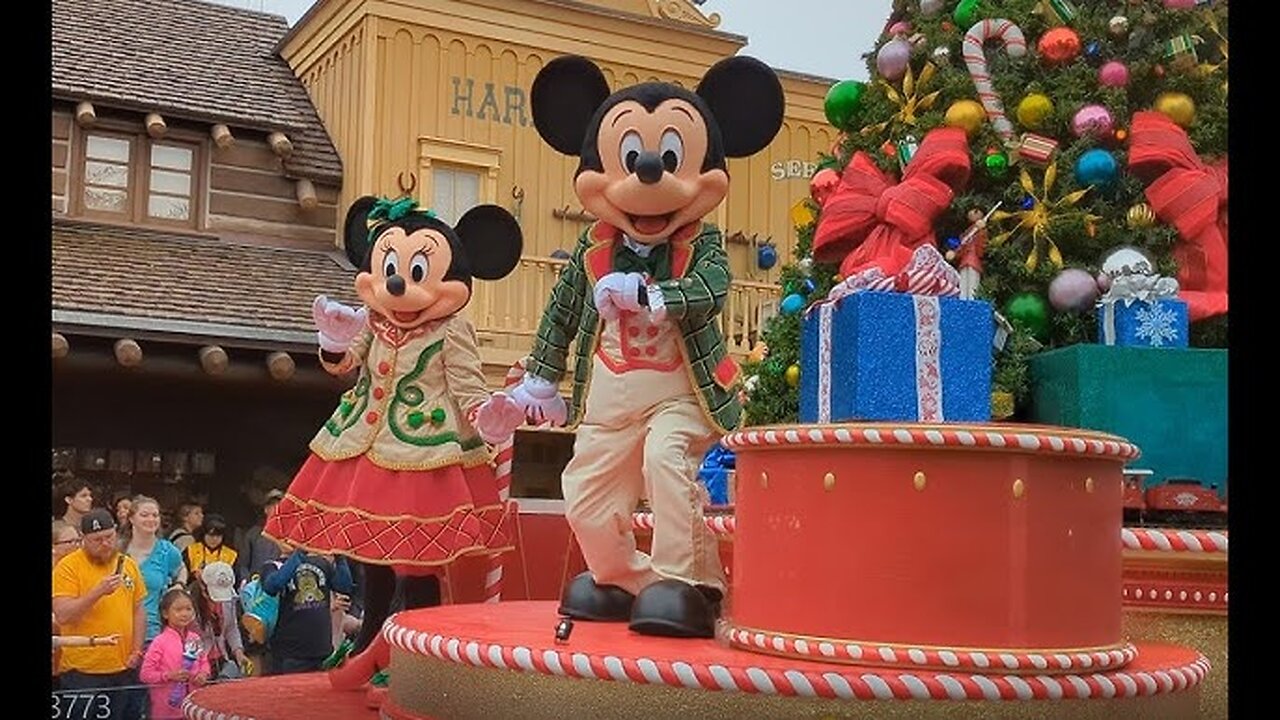 Walt Disney World Very Merry Christmas Parade (1998)