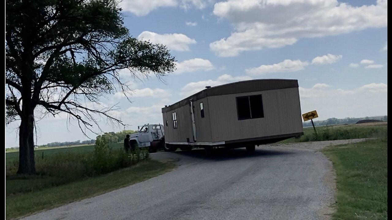 Part 2- Free Mobile Home to Man That Lost His Home to a Fire.