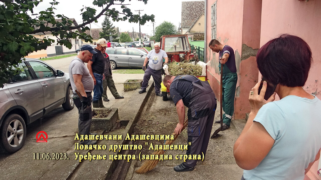 20230611 Lovci uređuju centar sela