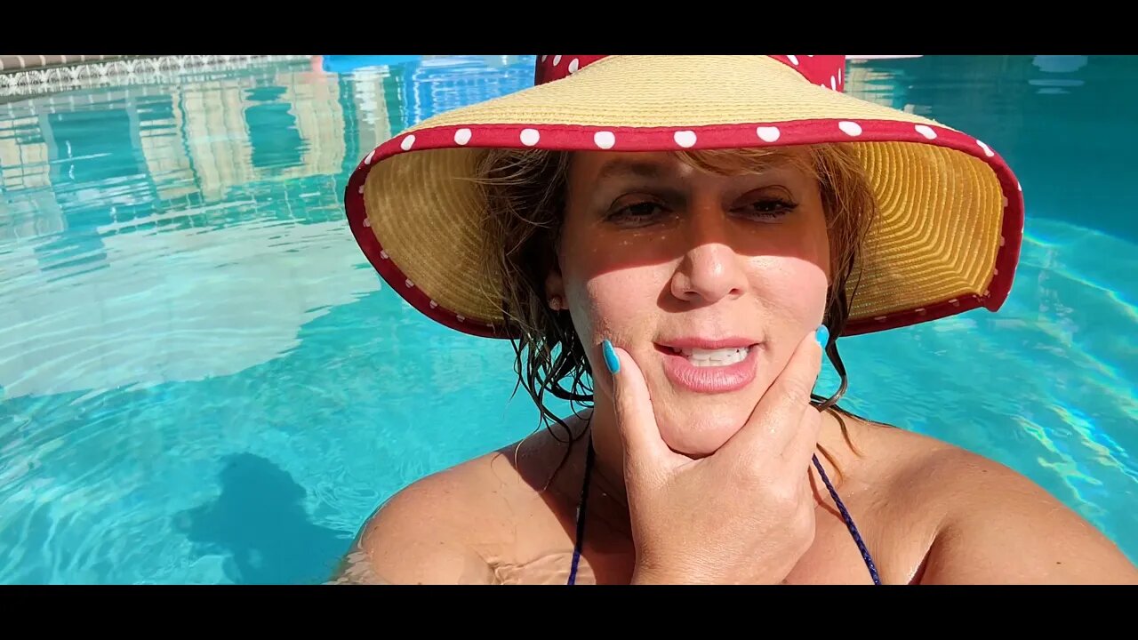 ASMR PoolTime Motivation /cute swimming pool dogs