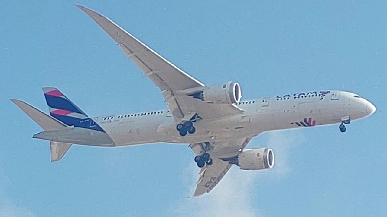 Boeing 787-9 Dreamliner CC-BGQ coming from Miami to Fortaleza 🇺🇸🇧🇷
