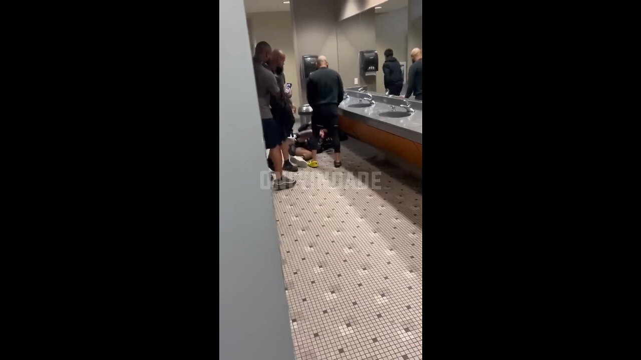 Tekashi 6ix9ine Attacked at LA Fitness In Florida