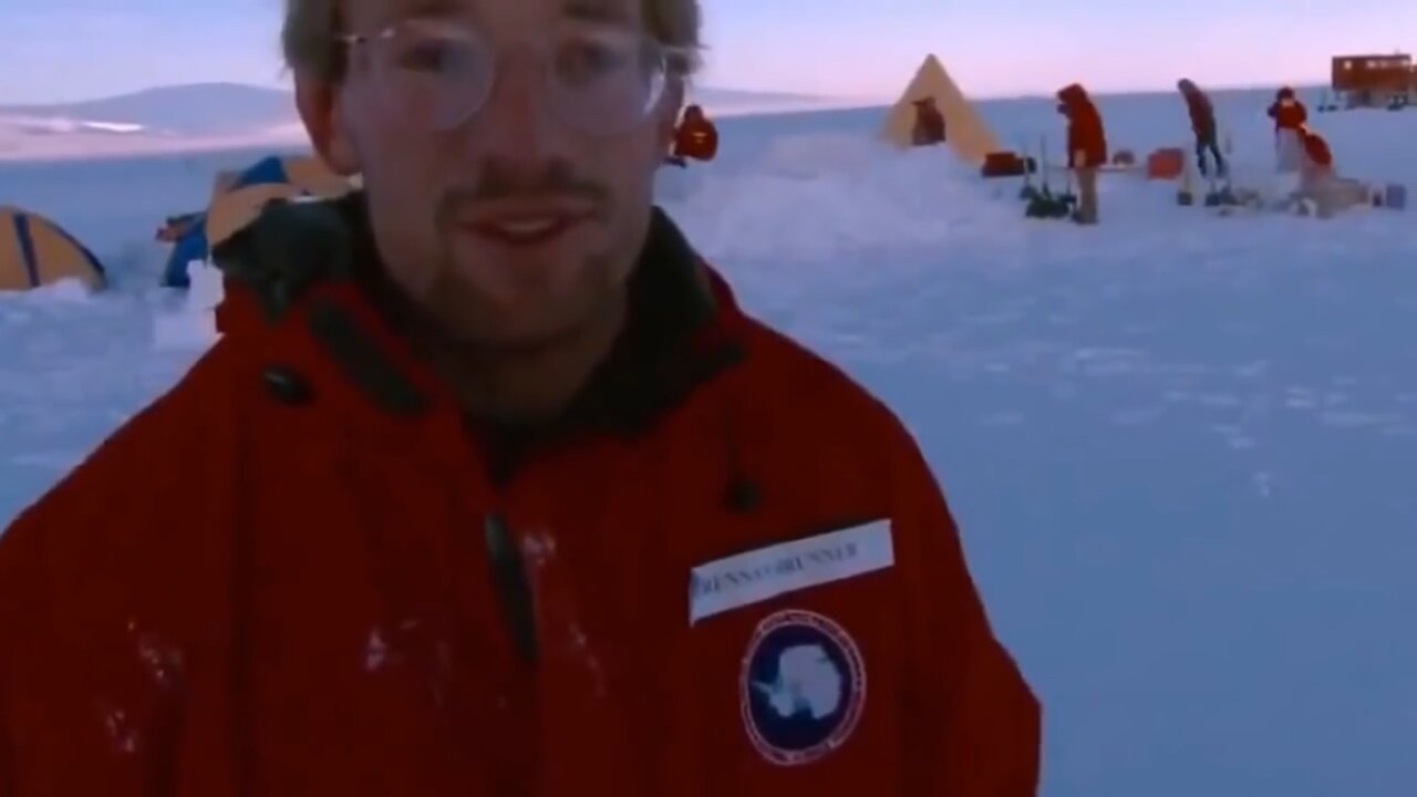 This is Actually Happening to Antarctica... (2017-2018) - VISUAL - 2017