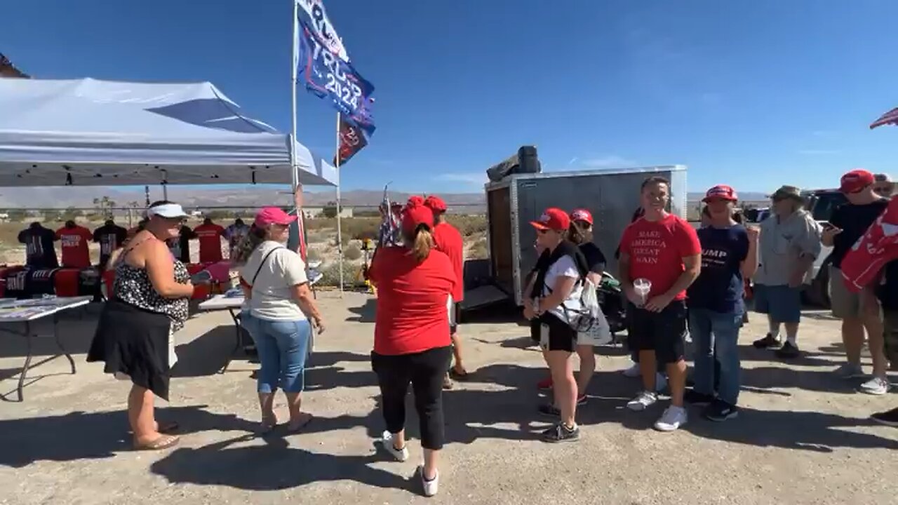 I passed out after this footage at Trump Rally